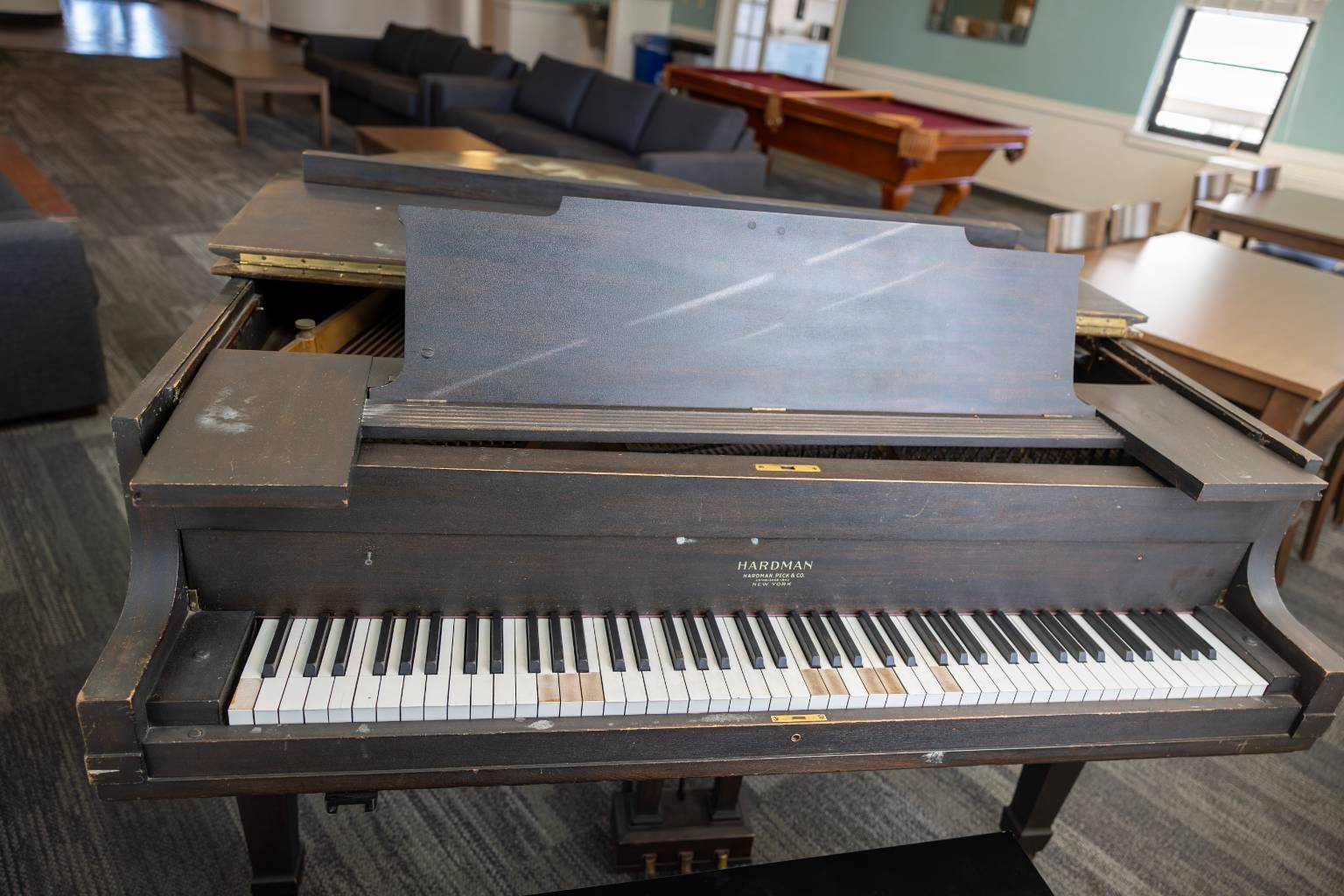 778A0826-Enhanced-NR