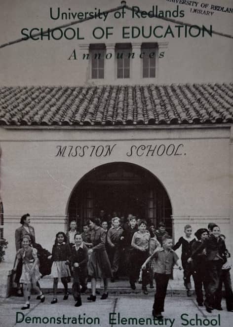 Demonstration school image