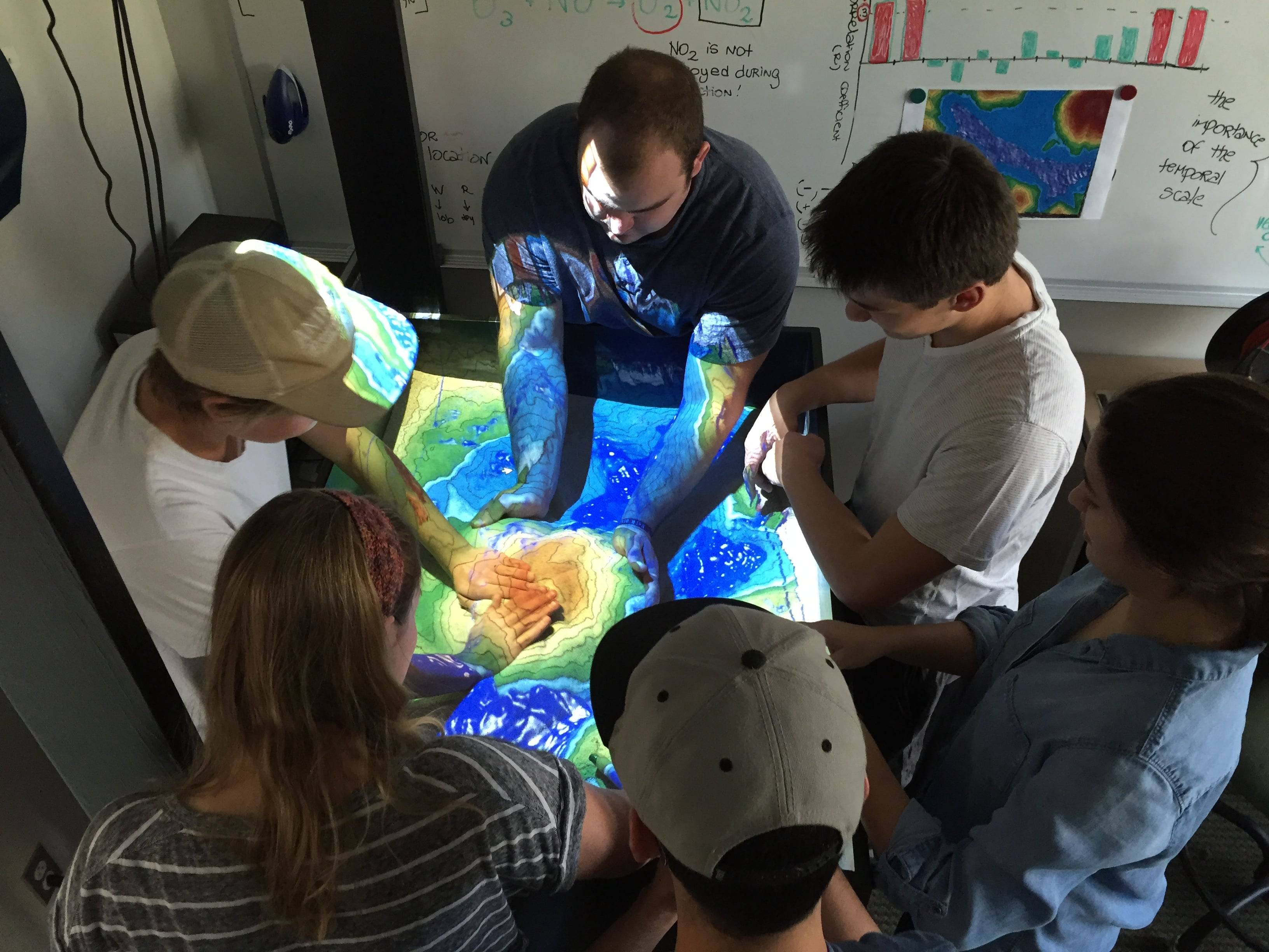 augmented-reality-sandbox-sarndbox_23488361620_o
