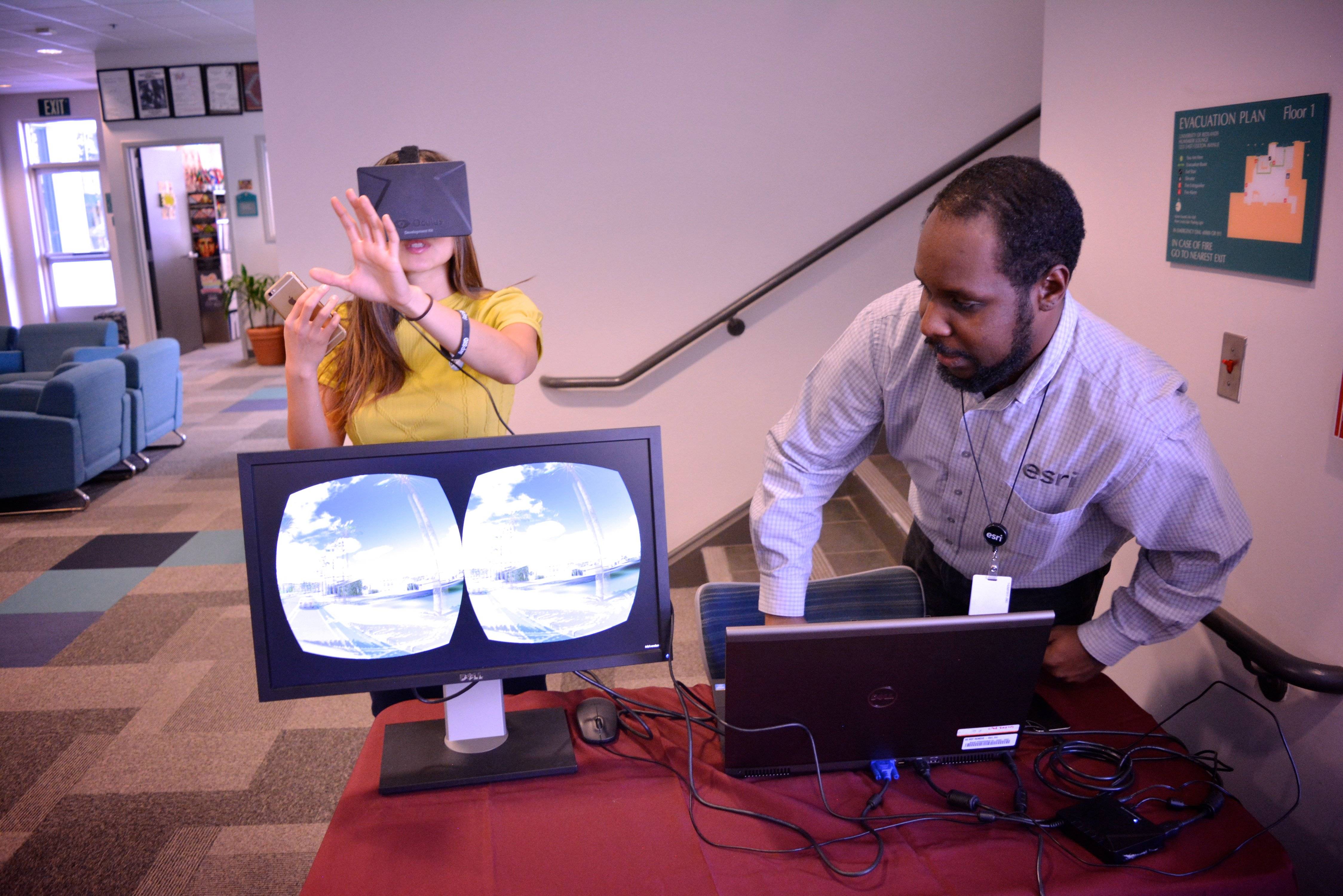 RS25878_012_GIS_Day_2015_CP-original